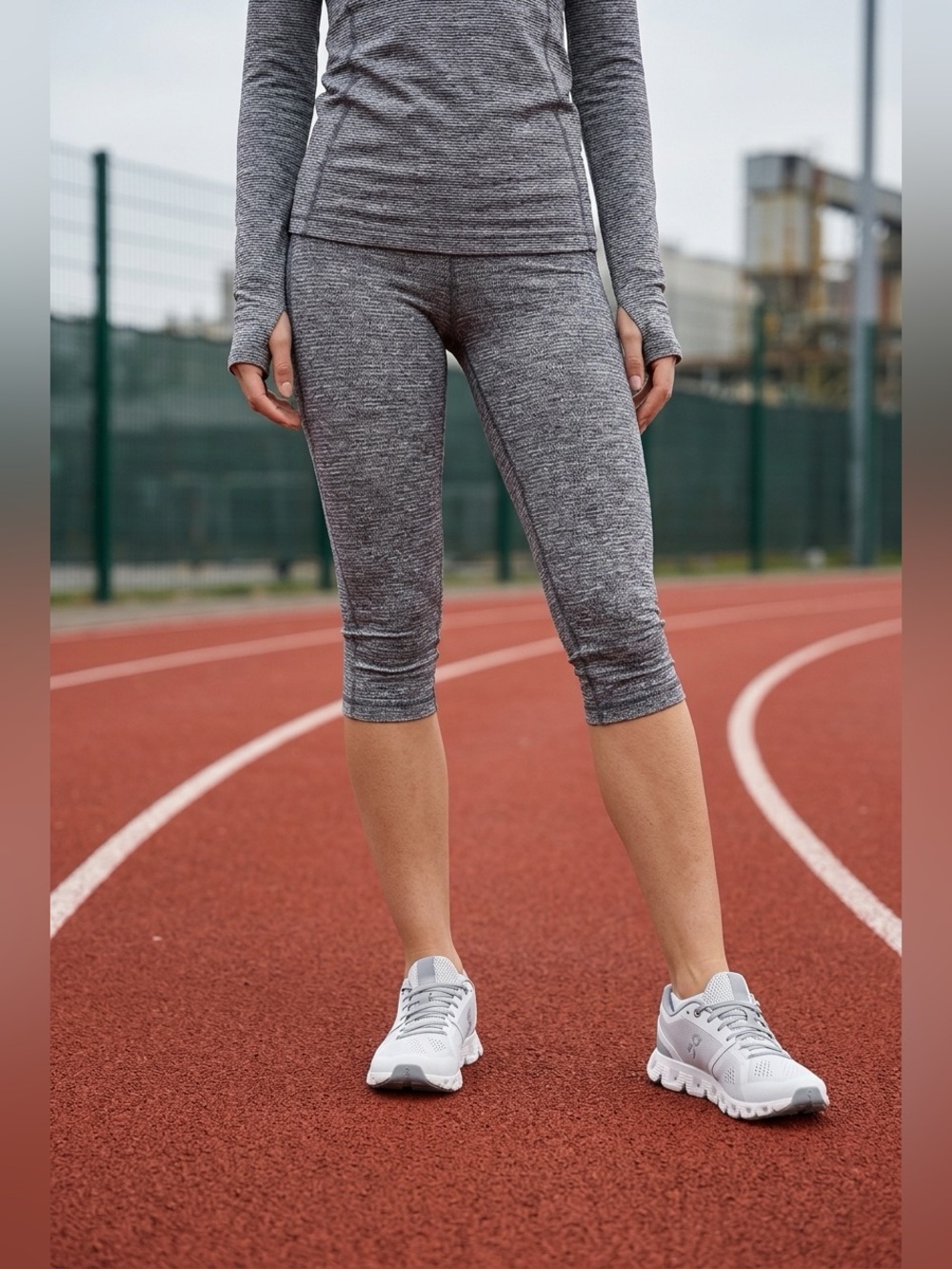 Lululemon Wunder Under Crop III Leggings - Size 10